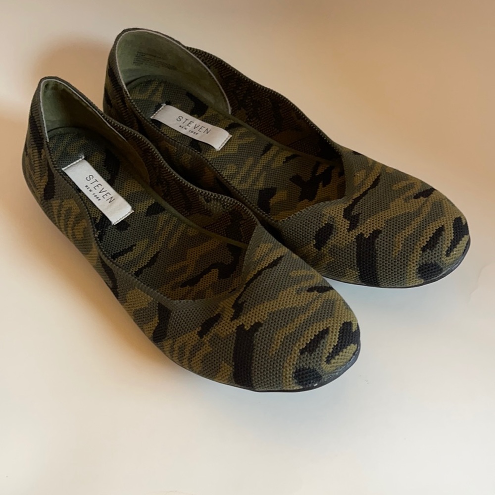 Steven Roamy Camo Flats Rothys dupes